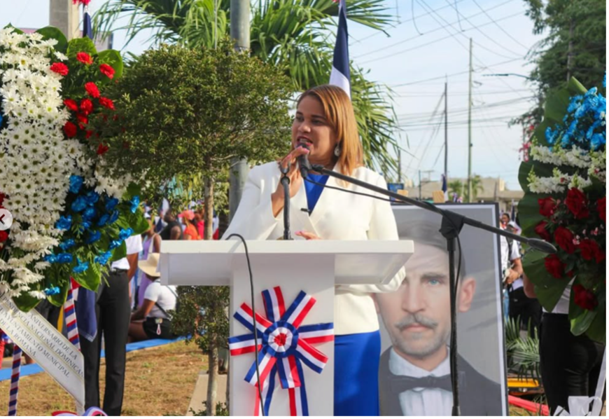 Director de Caleta participa en acto conmemorativo por los 182 años de la Independencia Nacional